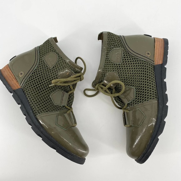 Sorel Green Mesh Patent Leather Lace UP High Top Booties 6.5 - Picture 2 of 7